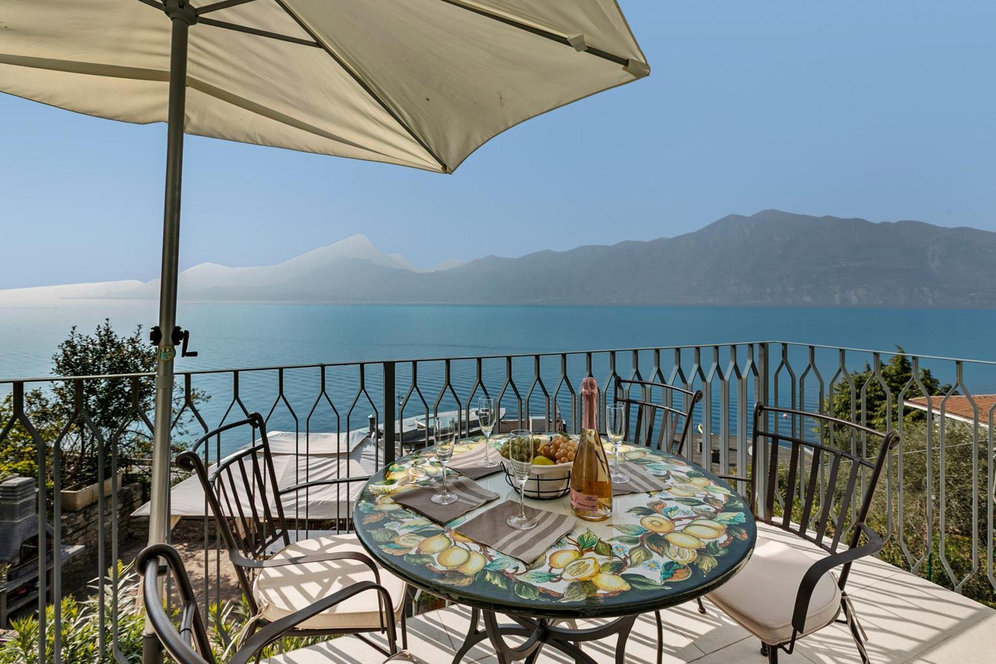 Villa Mercurio Brenzone sul Garda Exterior photo