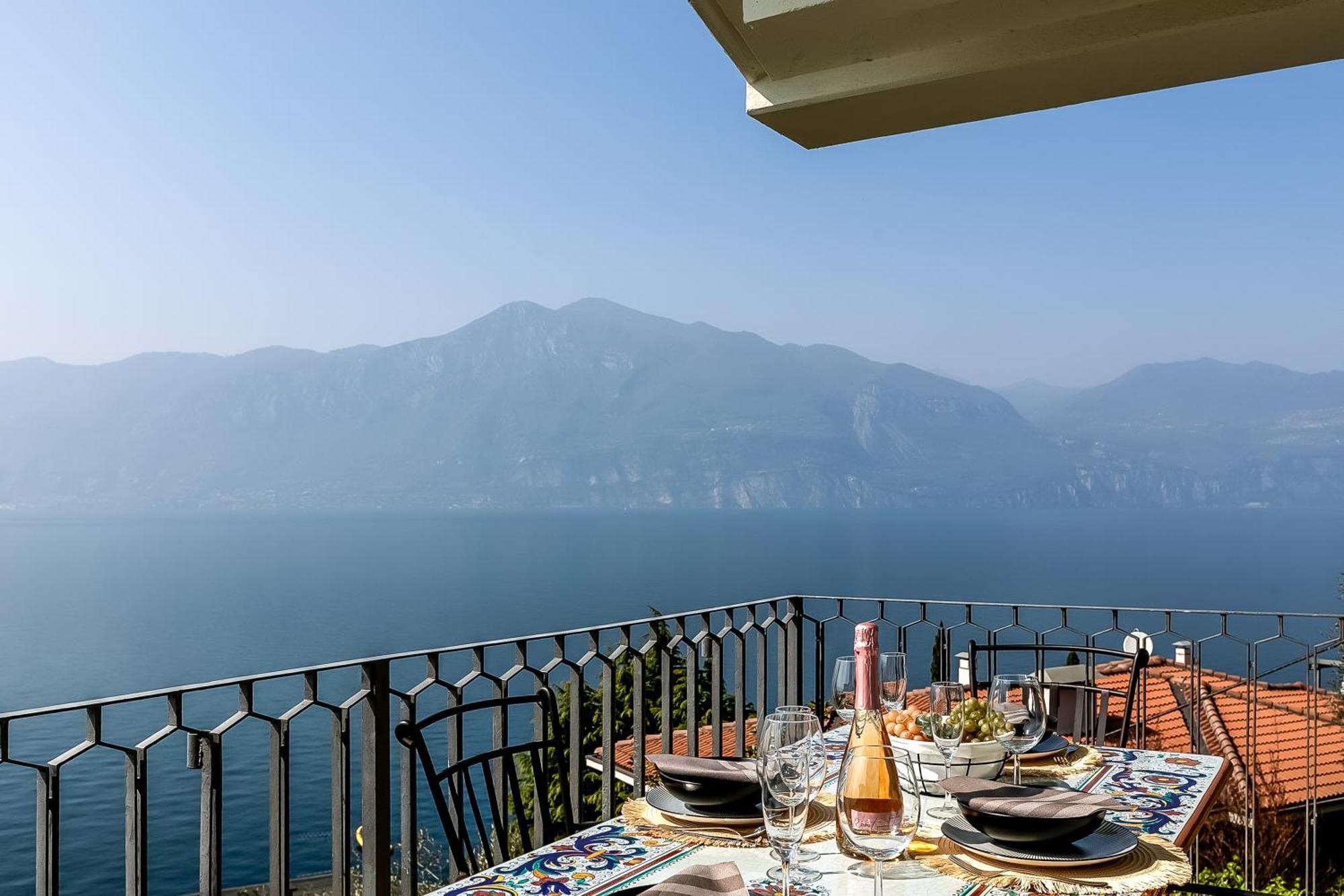 Villa Mercurio Brenzone sul Garda Exterior photo